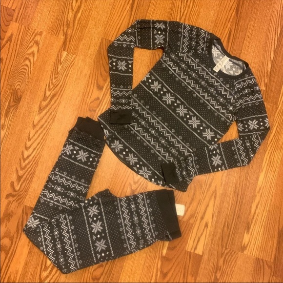 (Sold) Pajama Set - Picture 2 of 4